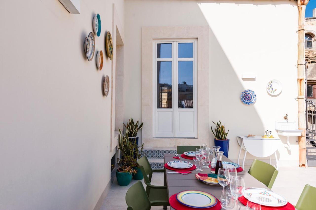 2 Soru Ortigia Holiday Home - Attico Con Terrazza Syracuse Exterior photo